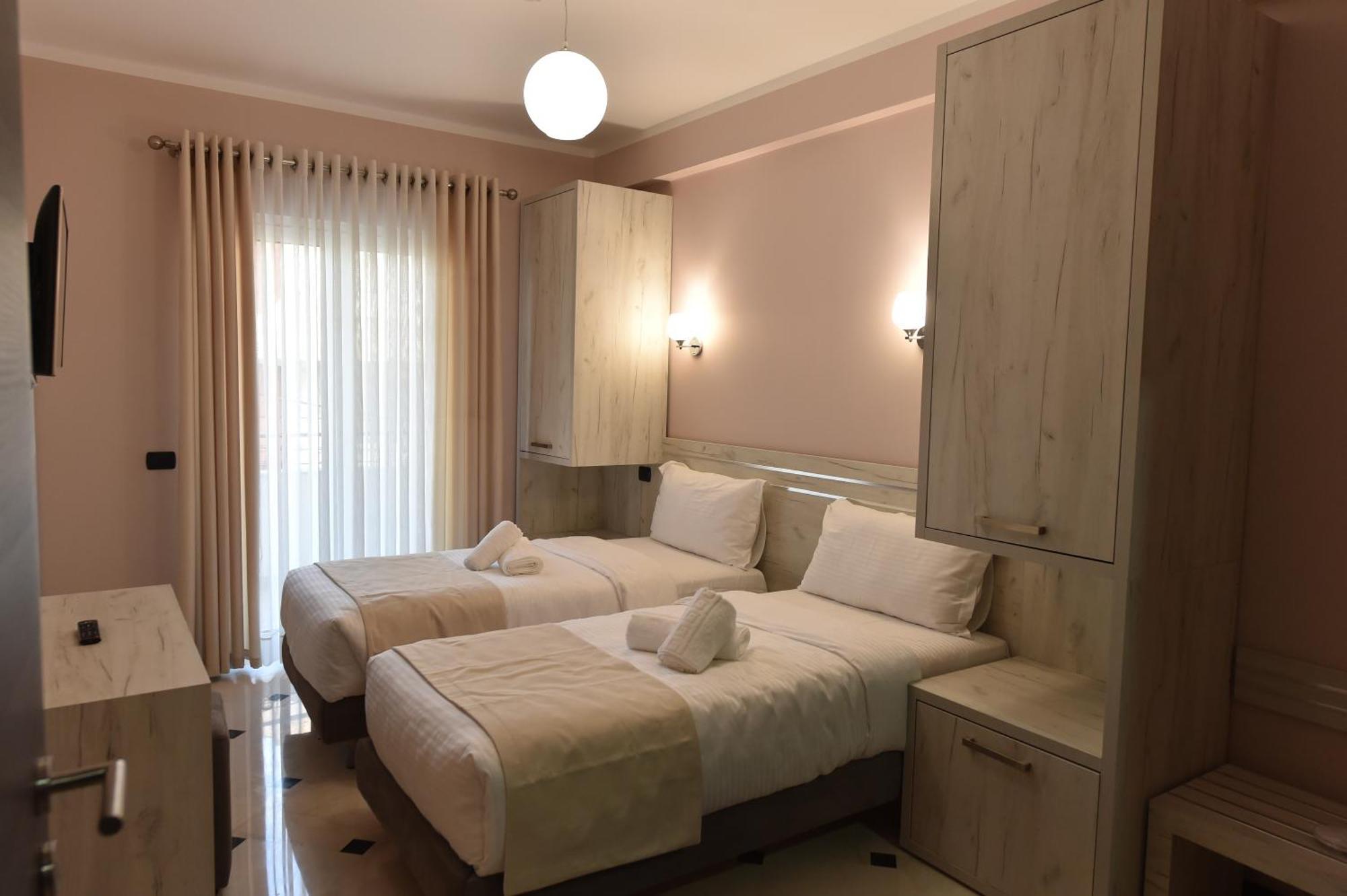 Hotel Pandora Residence Тирана Экстерьер фото