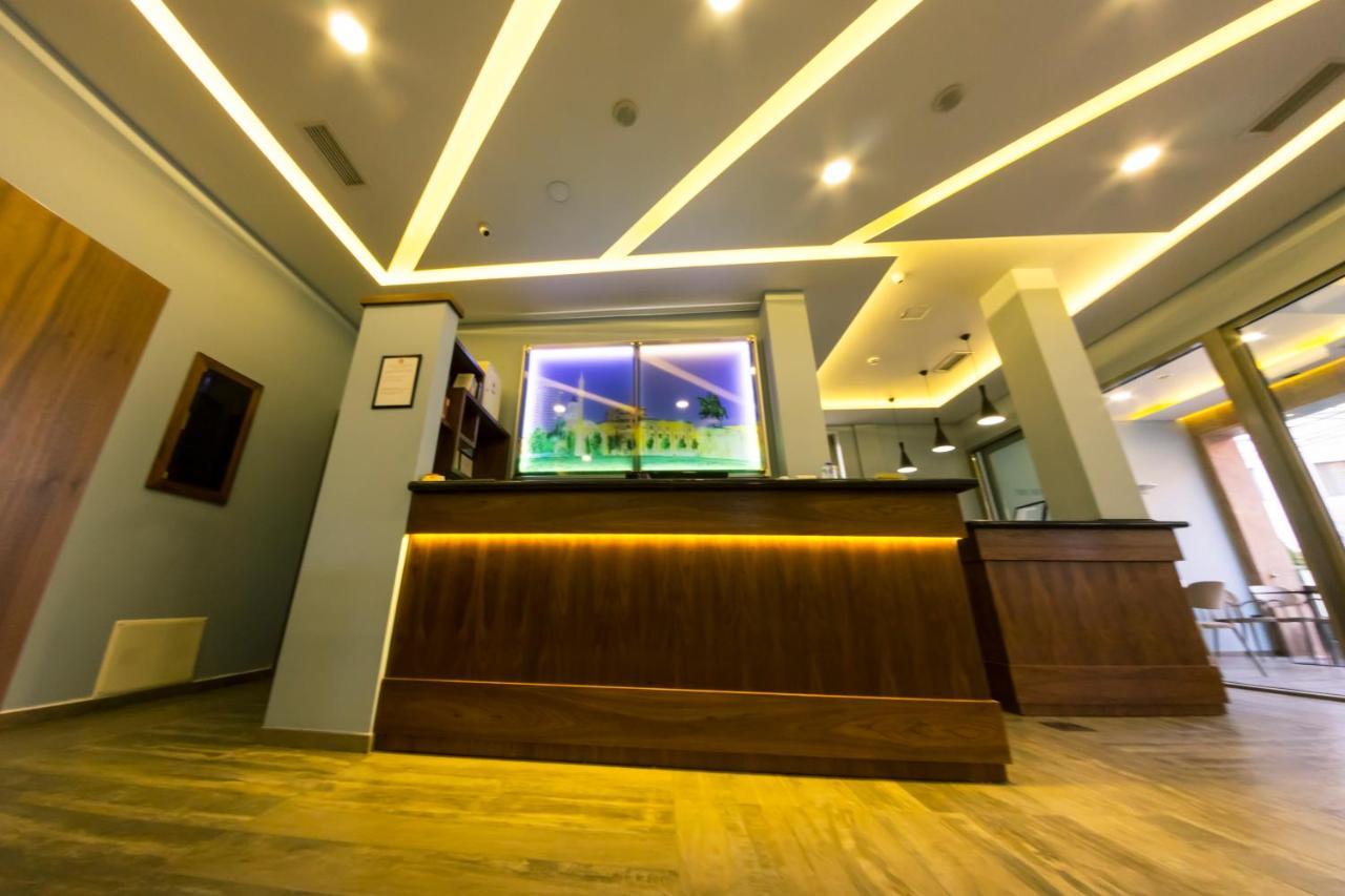 Hotel Pandora Residence Тирана Экстерьер фото